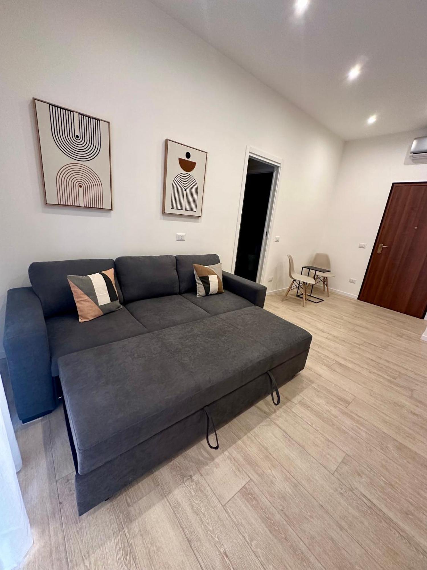 Bold Apartment